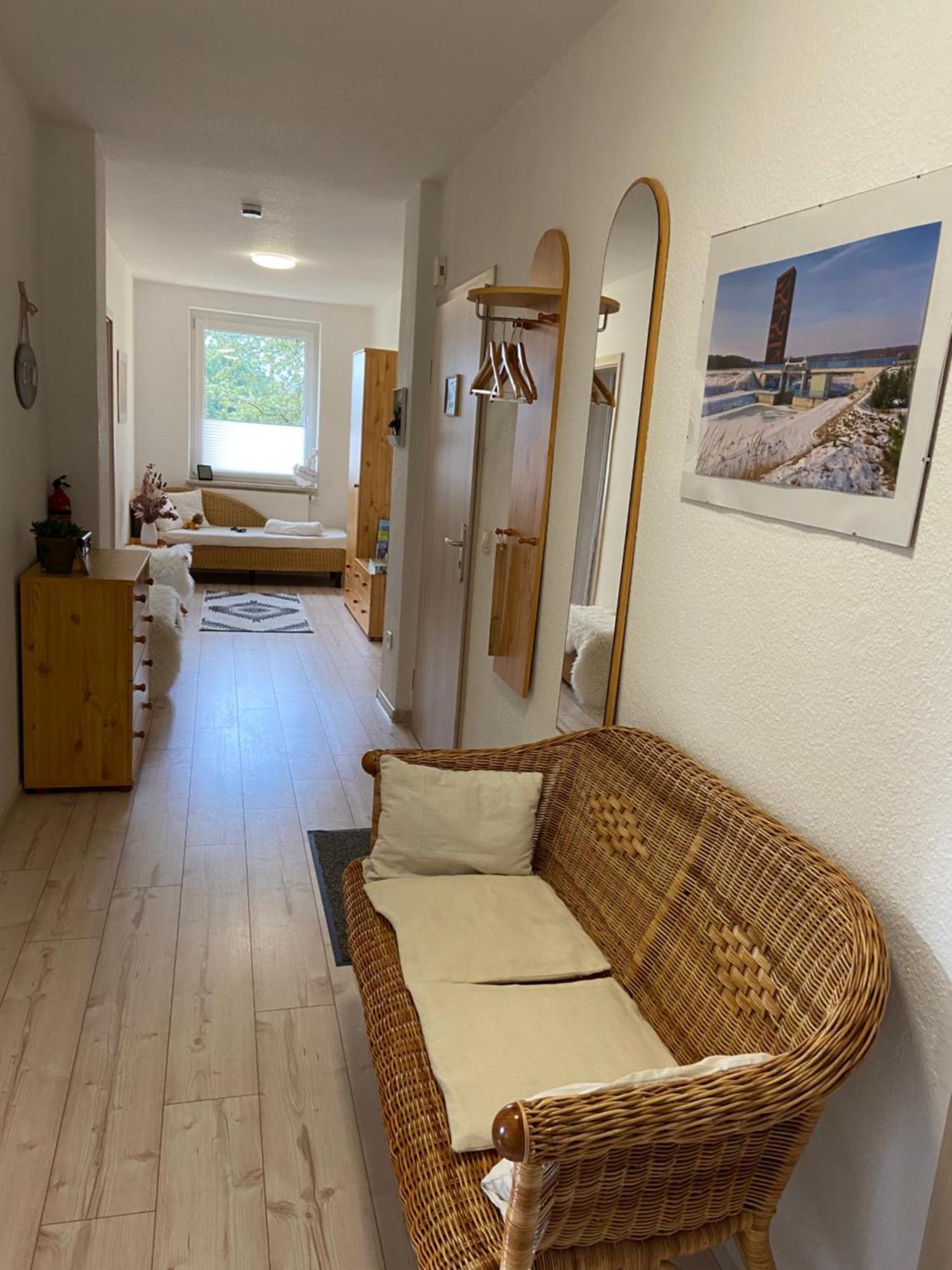 Gelbes Haus Seenland Ferienwohnungen Xl Elsterheide Kültér fotó